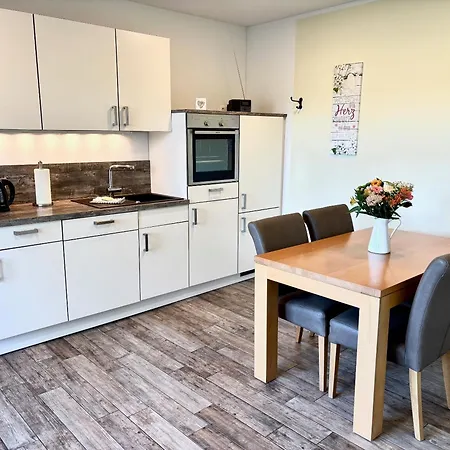 アパート Ferienwohnung Kuehlungsborn